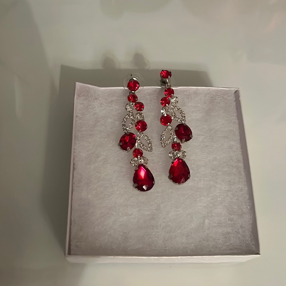 Red decorative earrings